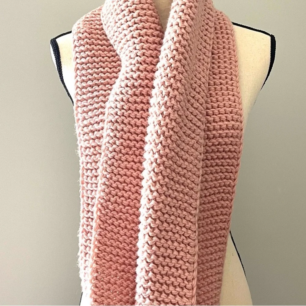 New oversized knit blanket Infinity scarf, pale pink